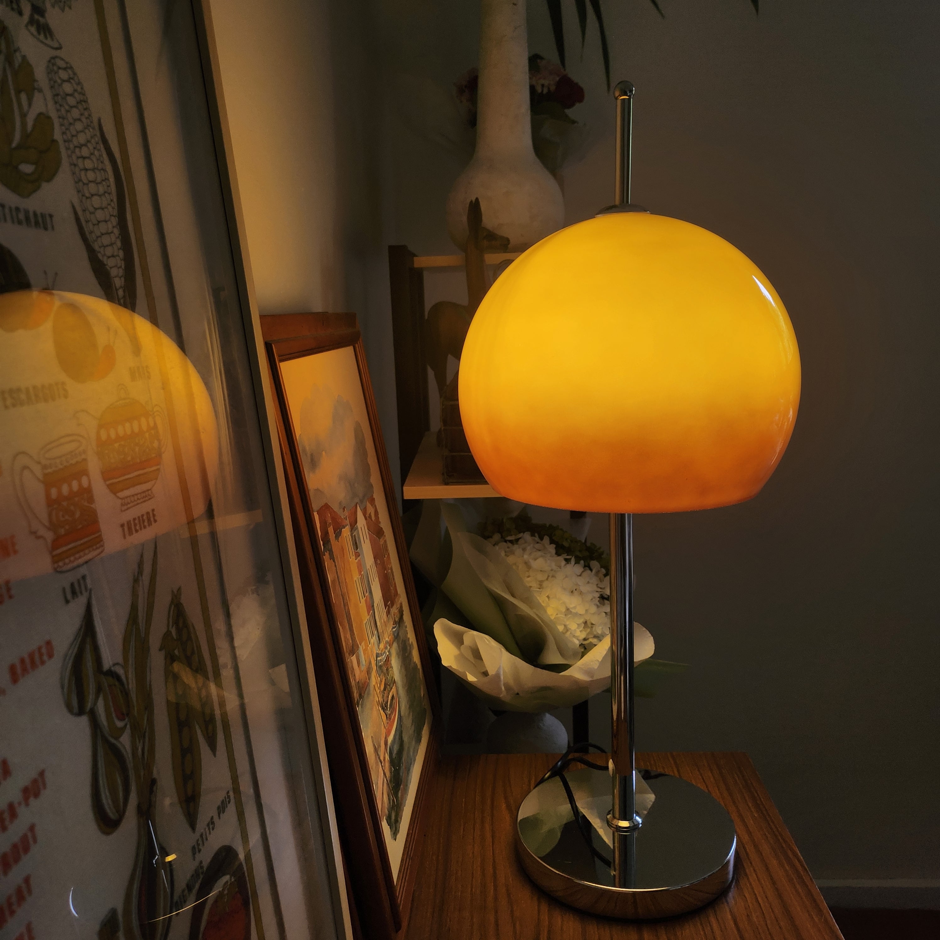 Olivia Mushroom Bauhaus Table Lamp
