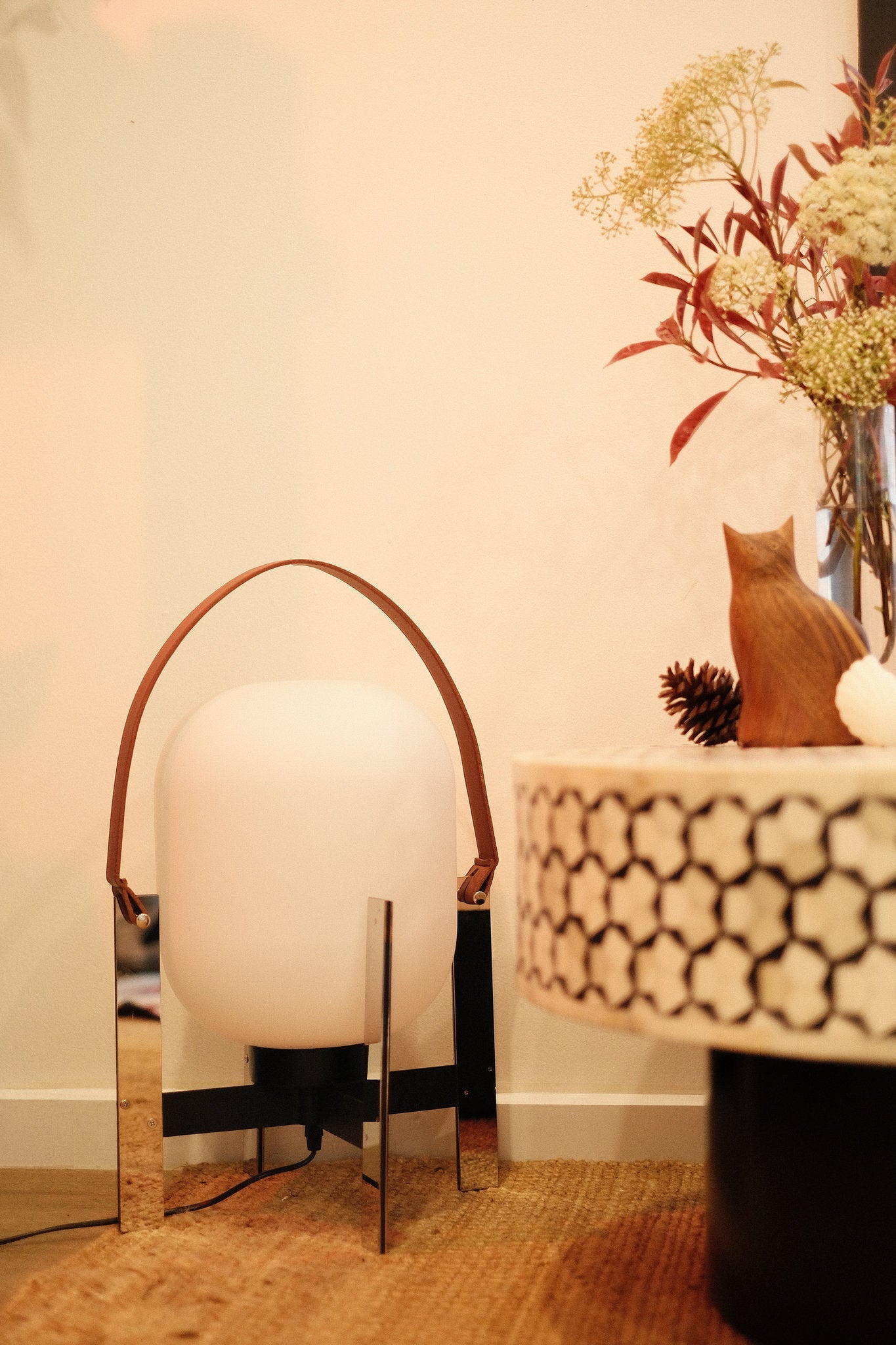 Alix Cesta Metalica Basket Lamp Modern Opal Glass & Chrome Accent Light