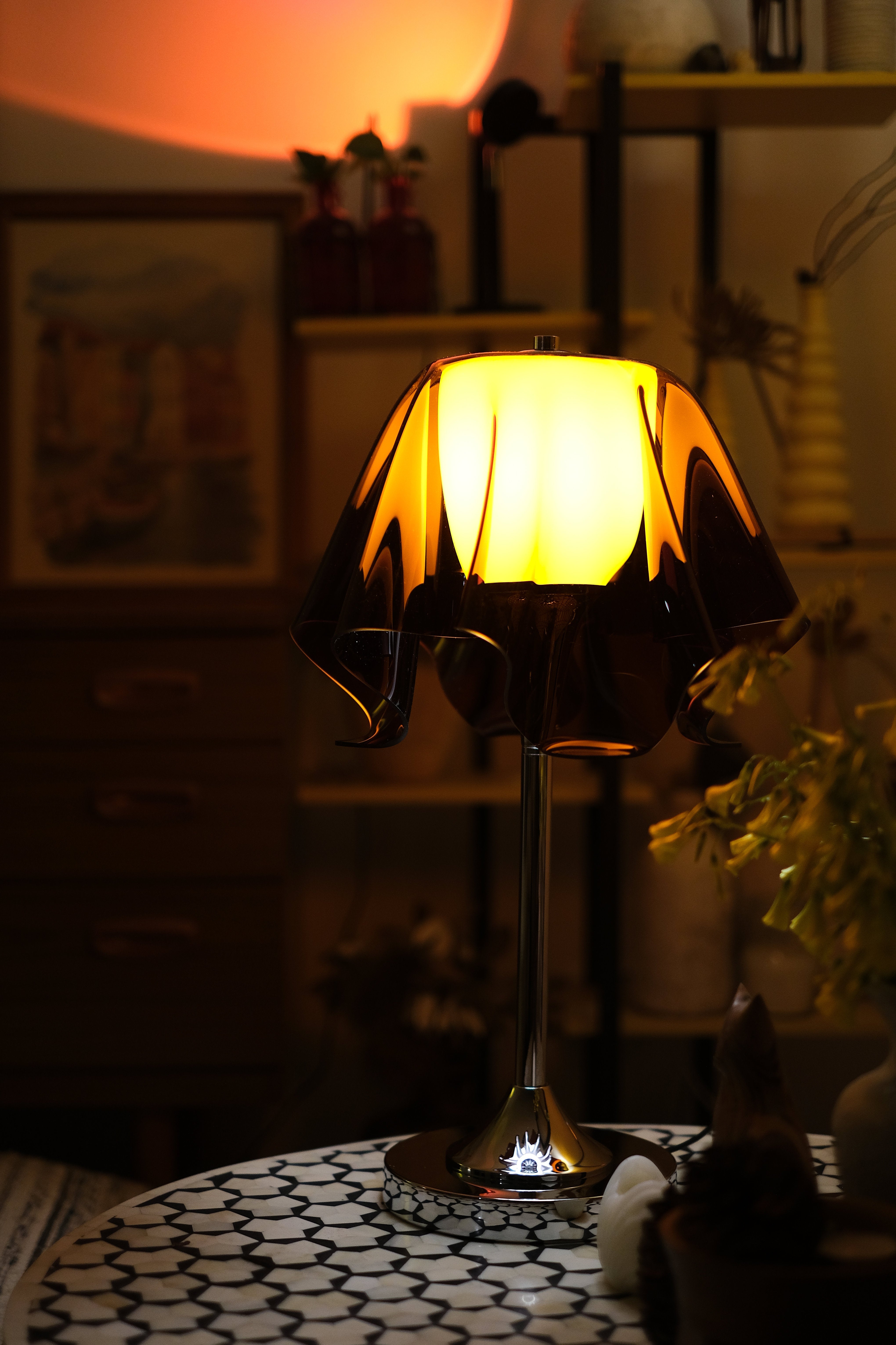 Fazzoletto Floating Handkerchief Table Lamp - Mid-Century Modern 70s Retro Acrylic Light