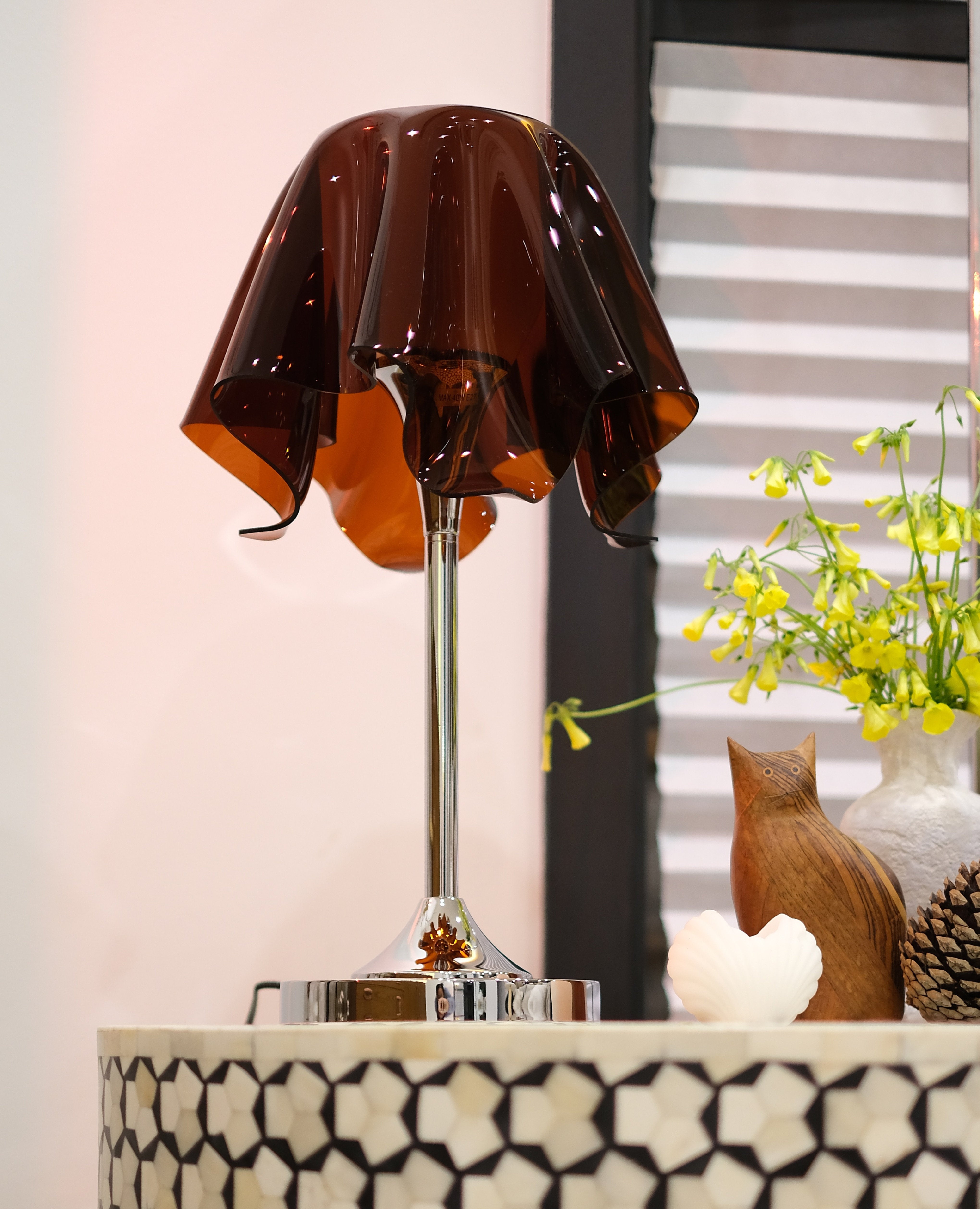 Fazzoletto Floating Handkerchief Table Lamp - Mid-Century Modern 70s Retro Acrylic Light