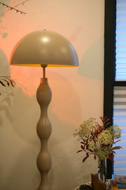 Dori Wavy Mushroom Floor Lamp – Mocha Retro Statement Lighting